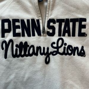 SUPER CUTE FITTED QUARTER ZIP VINTAGE PENN STATE HOODIE!